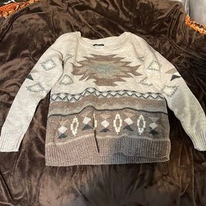 american eagle aztec print sweater